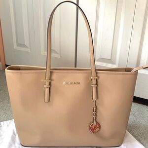 Michael Kors Large Jet Set Tote